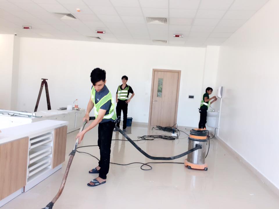 Dịch vụ vệ sinh trường học