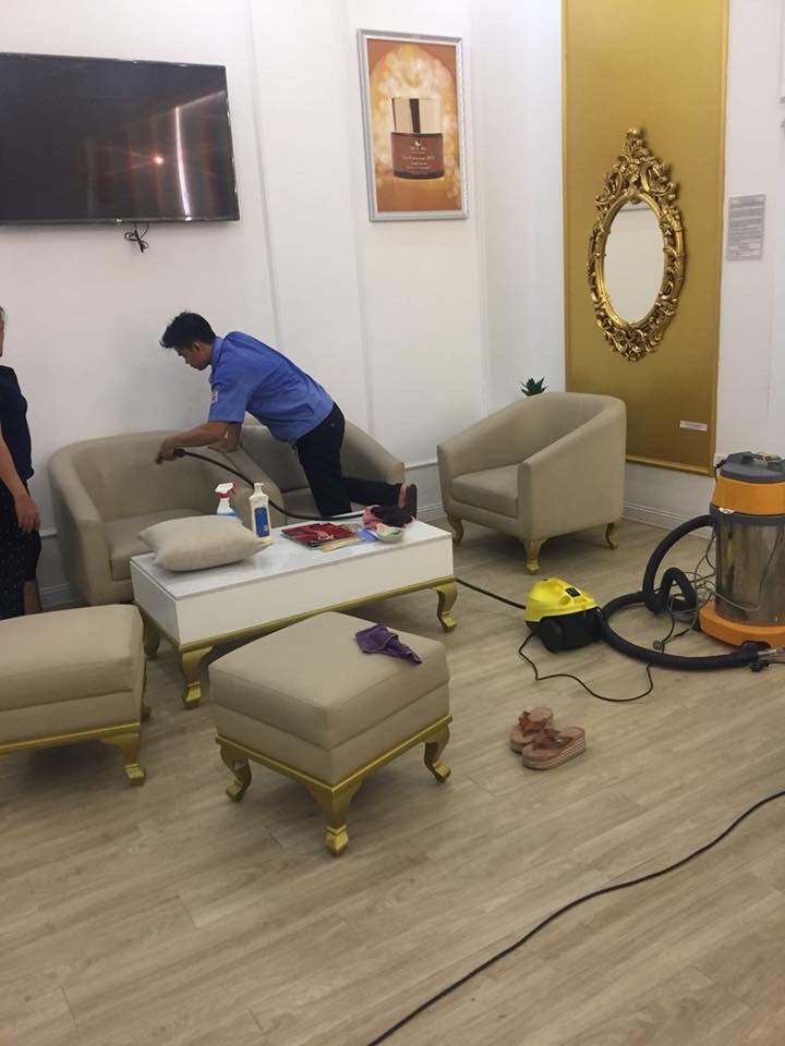 Dịch vụ vệ sinh giặt thảm, sofa, ghế, nệm